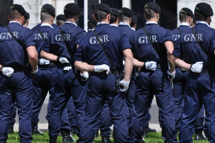 Militares da GNR em formatura